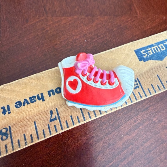 Vintage Jewelry - Vintage 1985 Boot Brooch